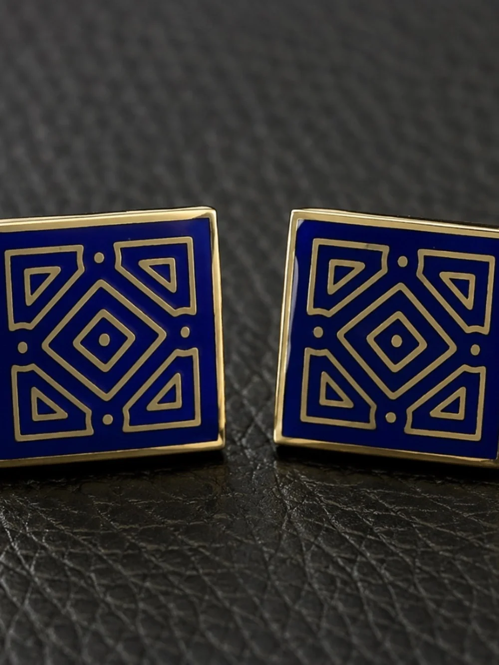 Metropolitan Museum of Art MMA Blue Enamel Geometric Cufflinks Gold Tone + studs